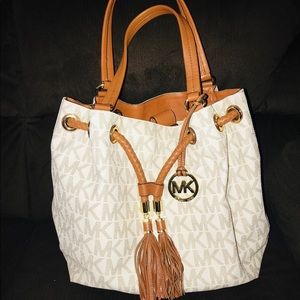 Micheal Kors Bag